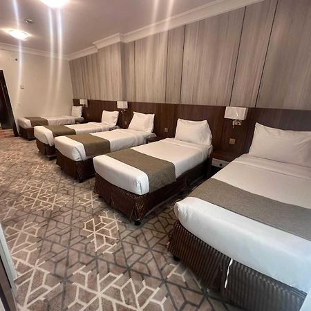 Diyar Al Salam Silver Hotel Медина Екстериор снимка