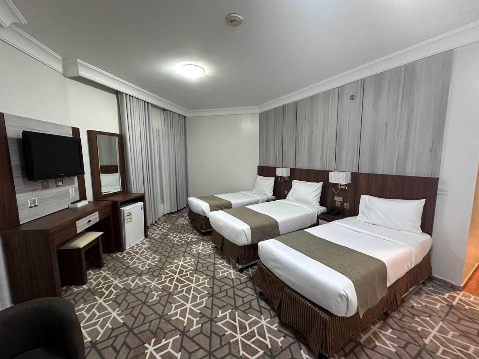 Diyar Al Salam Silver Hotel Медина Екстериор снимка